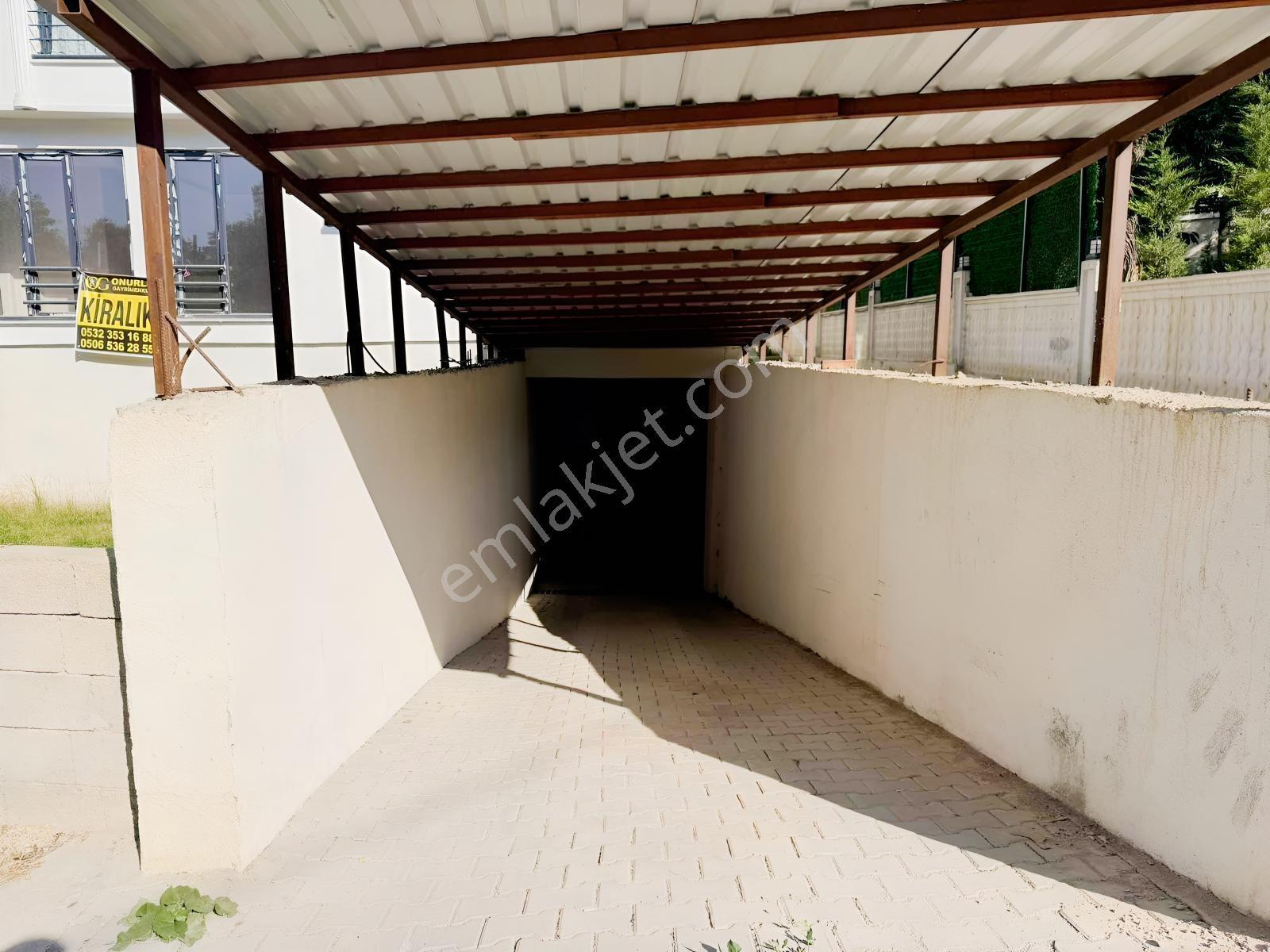 Edremit Merkezde Cami Arkasında Satılık Lüks 3+1 Daire — fotoğraf 15