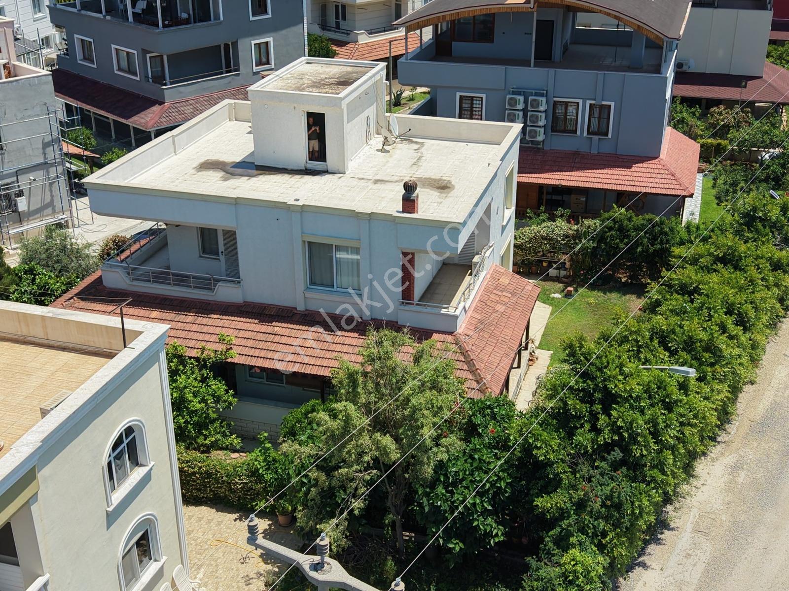 Karaağaç'ta Melis Sitesinde Deniz Manzaralı 5+1 Villa — fotoğraf 2