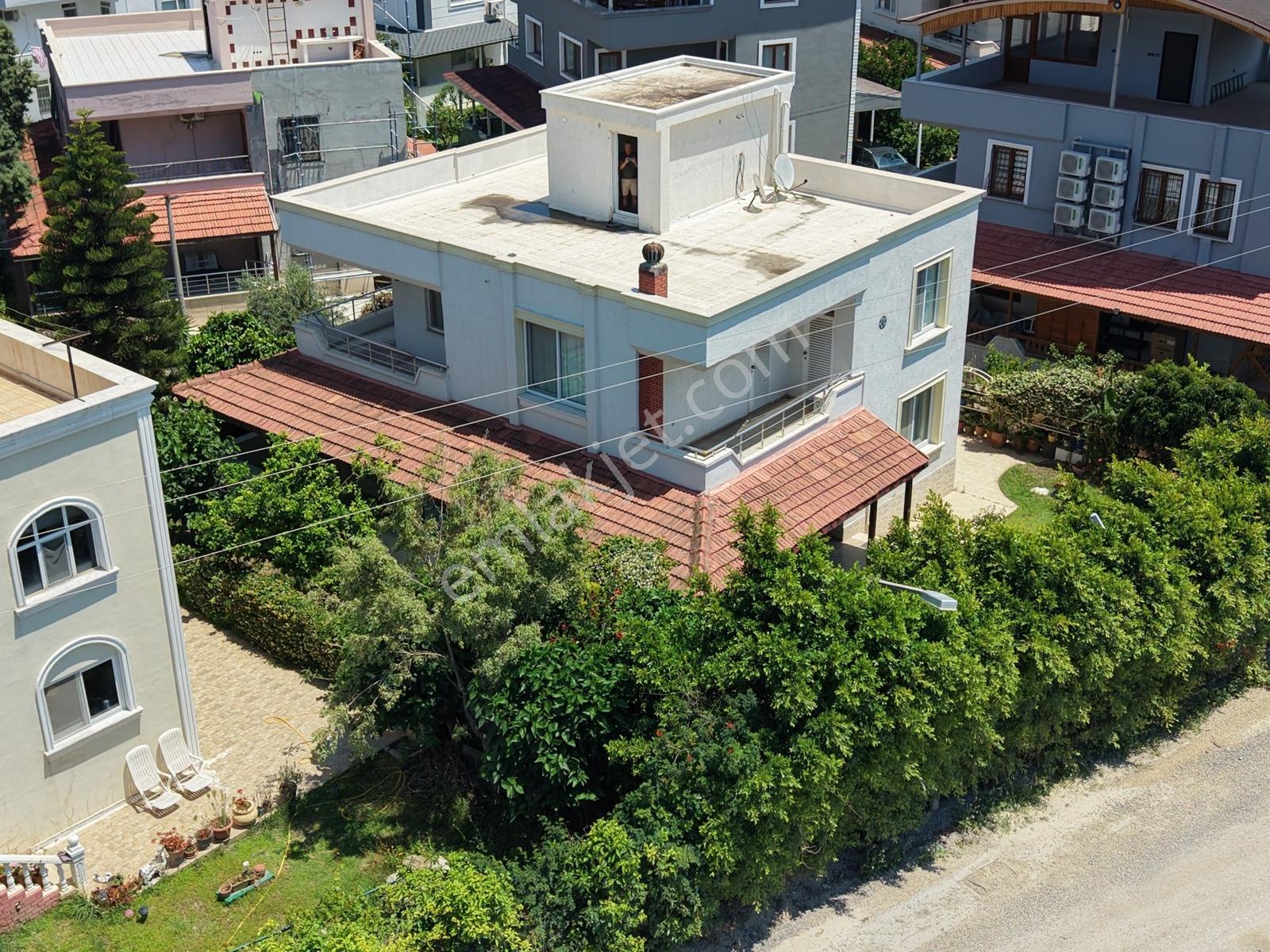 Karaağaç'ta Melis Sitesinde Deniz Manzaralı 5+1 Villa — fotoğraf 3