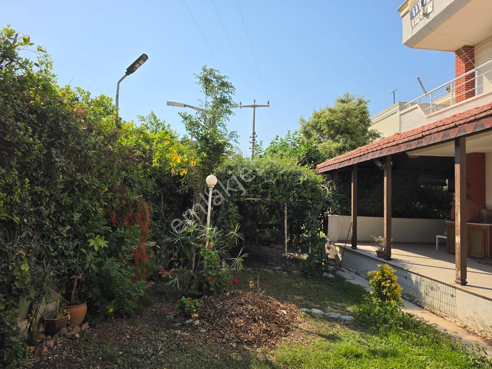 Karaağaç'ta Melis Sitesinde Deniz Manzaralı 5+1 Villa — fotoğraf 6