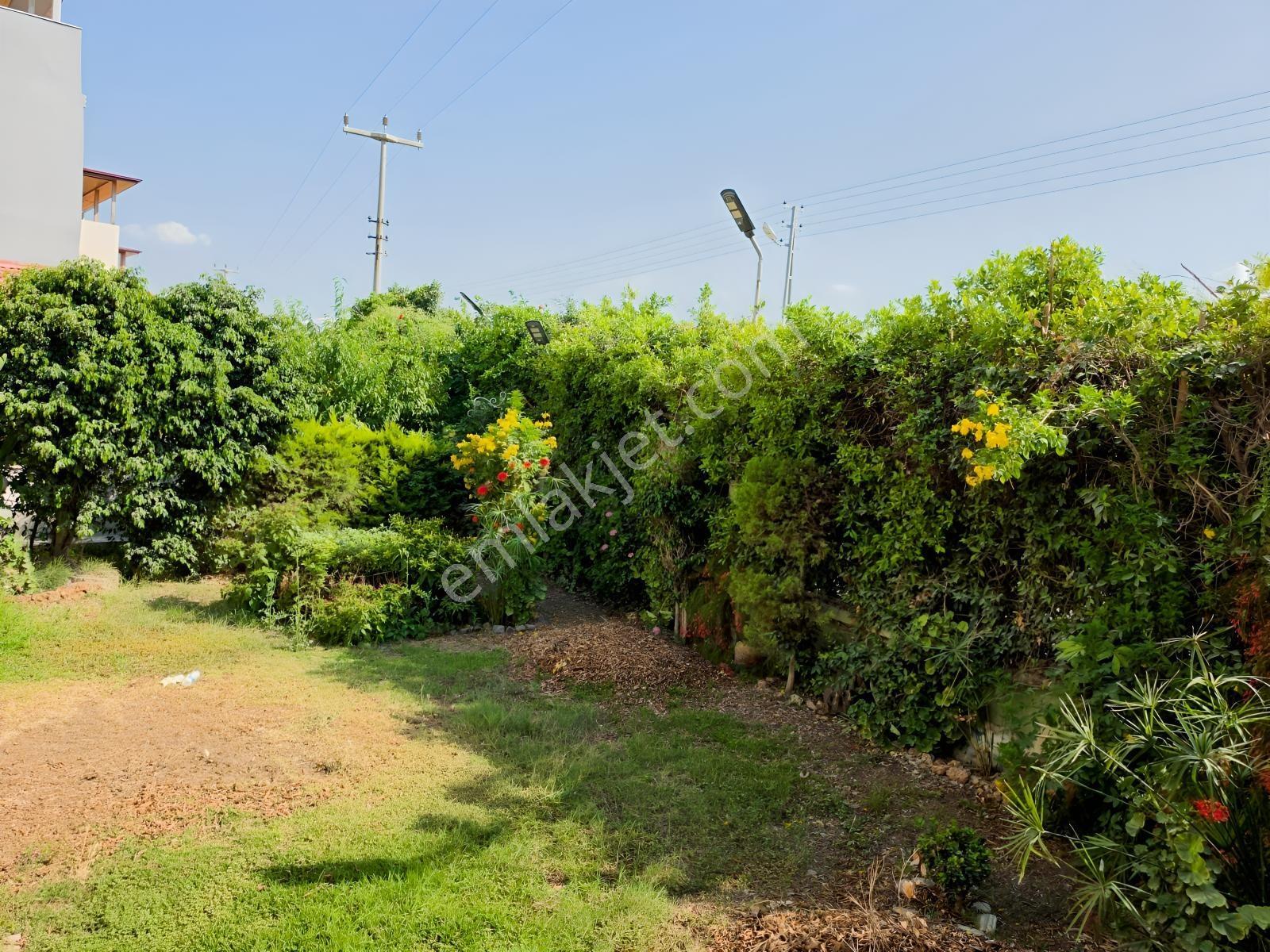 Karaağaç'ta Melis Sitesinde Deniz Manzaralı 5+1 Villa — fotoğraf 8