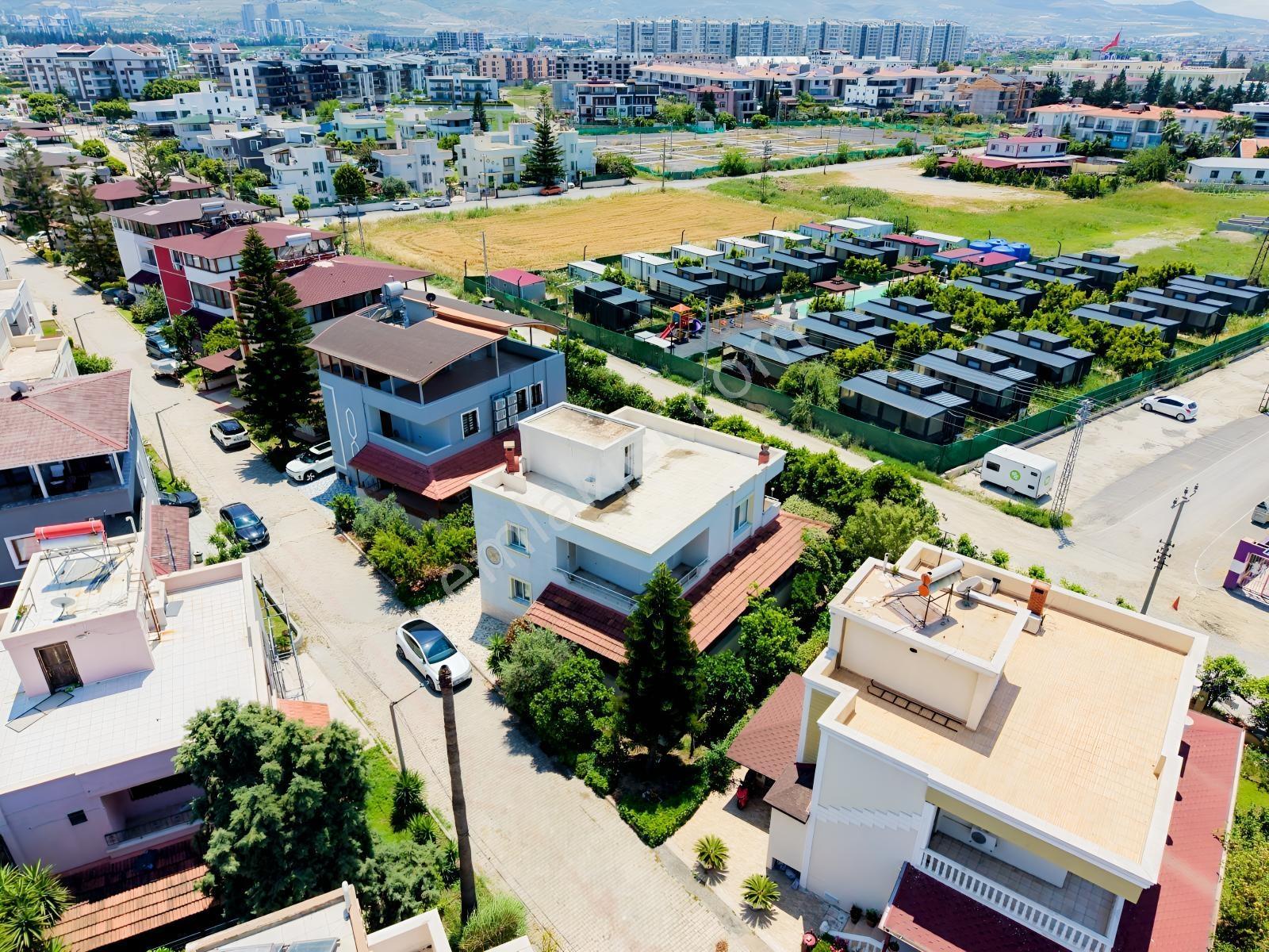 Karaağaç'ta Melis Sitesinde Deniz Manzaralı 5+1 Villa — fotoğraf 16