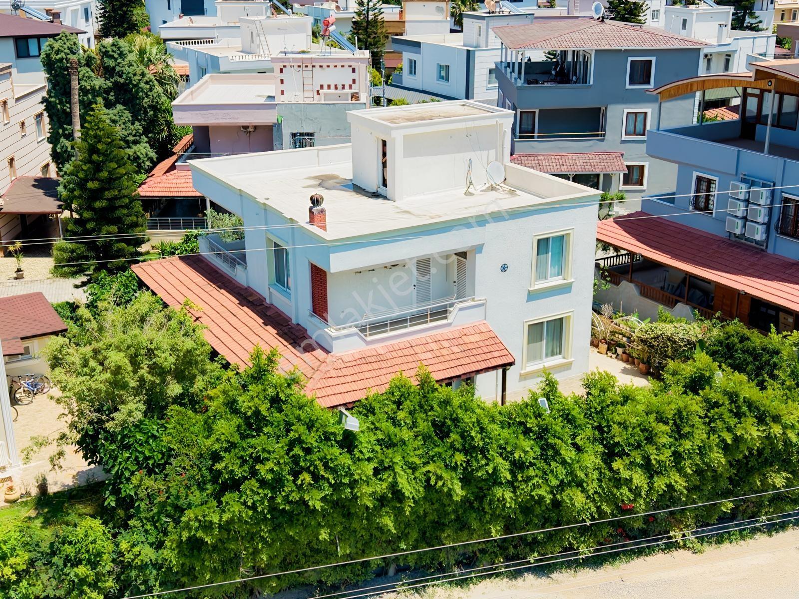 Karaağaç'ta Melis Sitesinde Deniz Manzaralı 5+1 Villa — fotoğraf 19