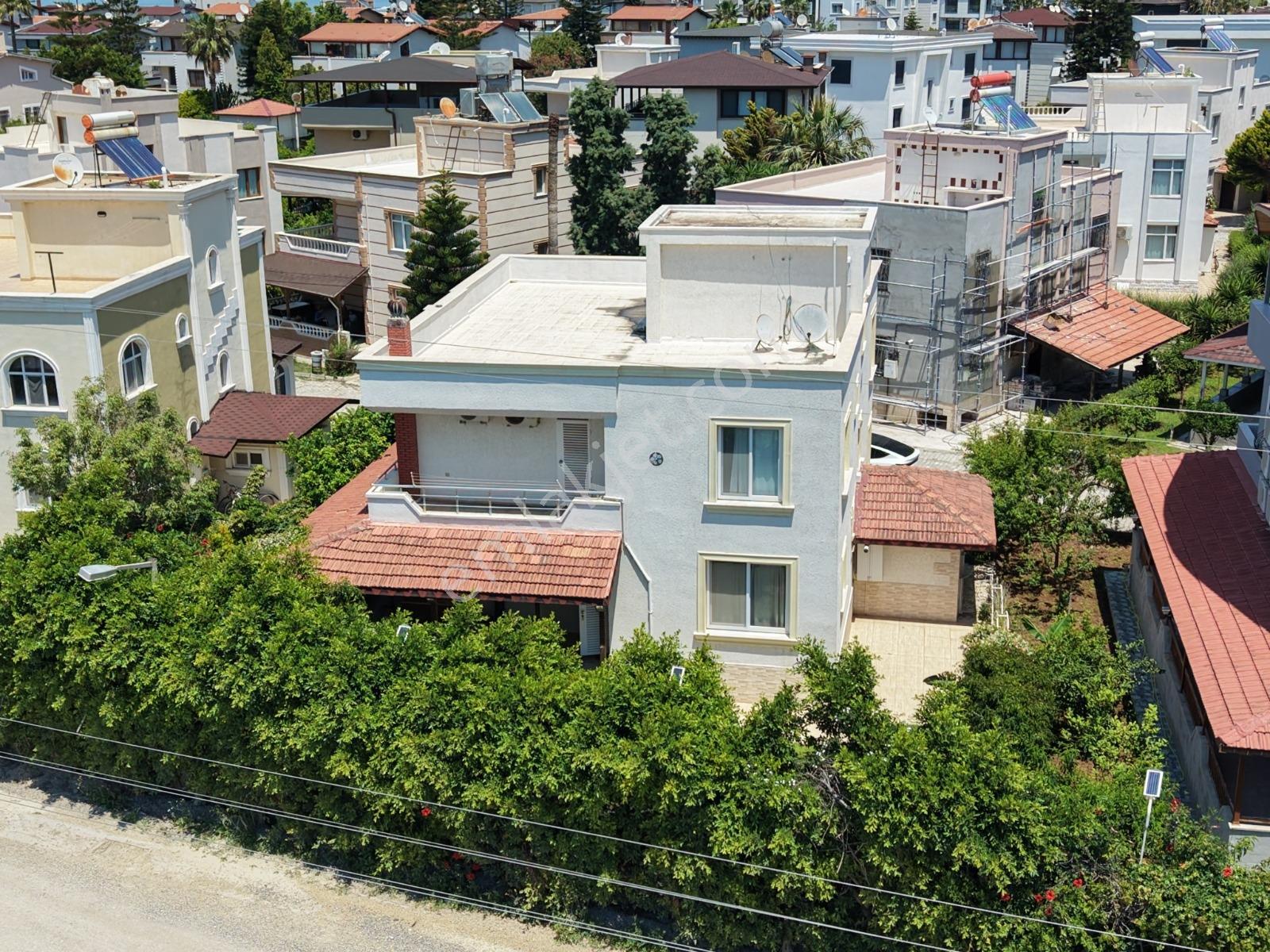 Karaağaç'ta Melis Sitesinde Deniz Manzaralı 5+1 Villa — fotoğraf 20