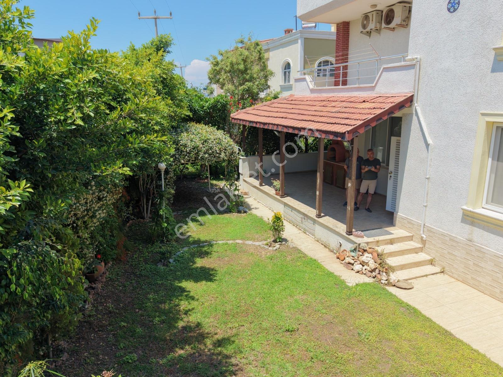 Karaağaç'ta Melis Sitesinde Deniz Manzaralı 5+1 Villa — fotoğraf 25