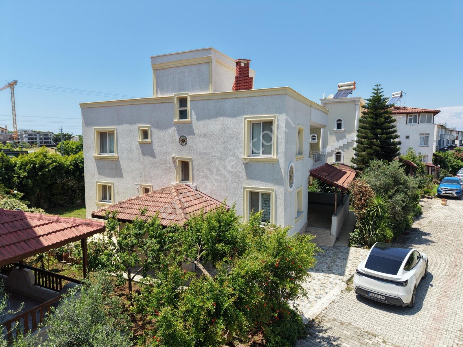 Karaağaç'ta Melis Sitesinde Deniz Manzaralı 5+1 Villa — fotoğraf 28