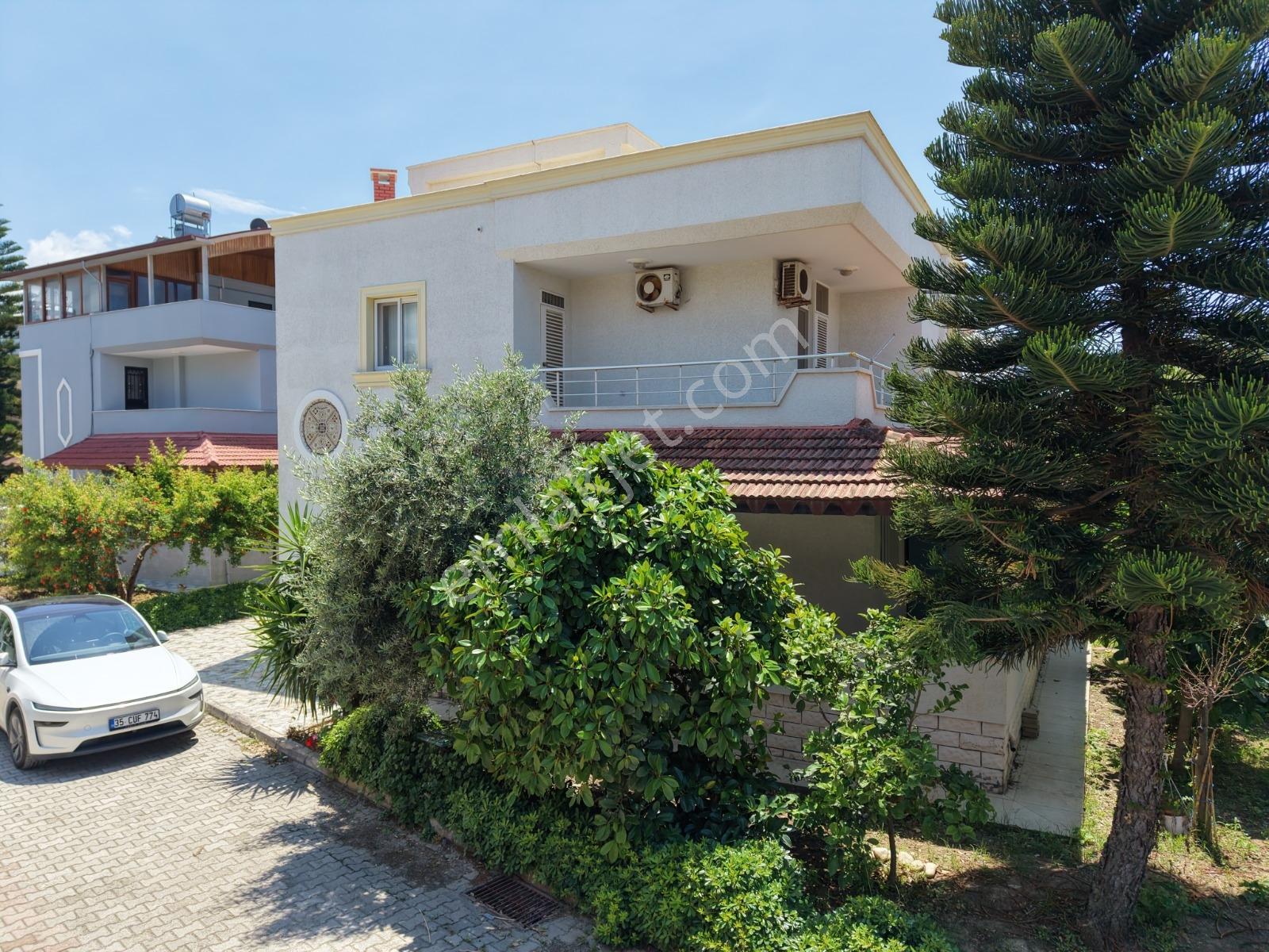 Karaağaç'ta Melis Sitesinde Deniz Manzaralı 5+1 Villa — fotoğraf 29