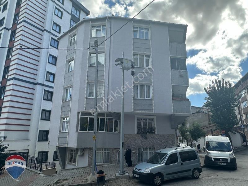 Gaziosmanpaşa Yıldıztabyada Merkezi Konumda 90 M² 2+1 Ara Kat D