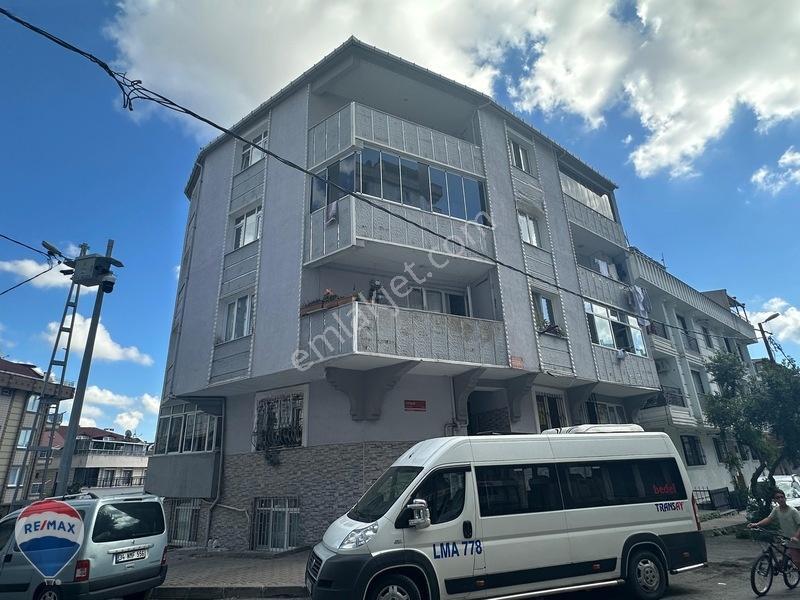 Gaziosmanpaşa Yıldıztabyada Merkezi Konumda 90 M² 2+1 Ara Kat D — fotoğraf 3