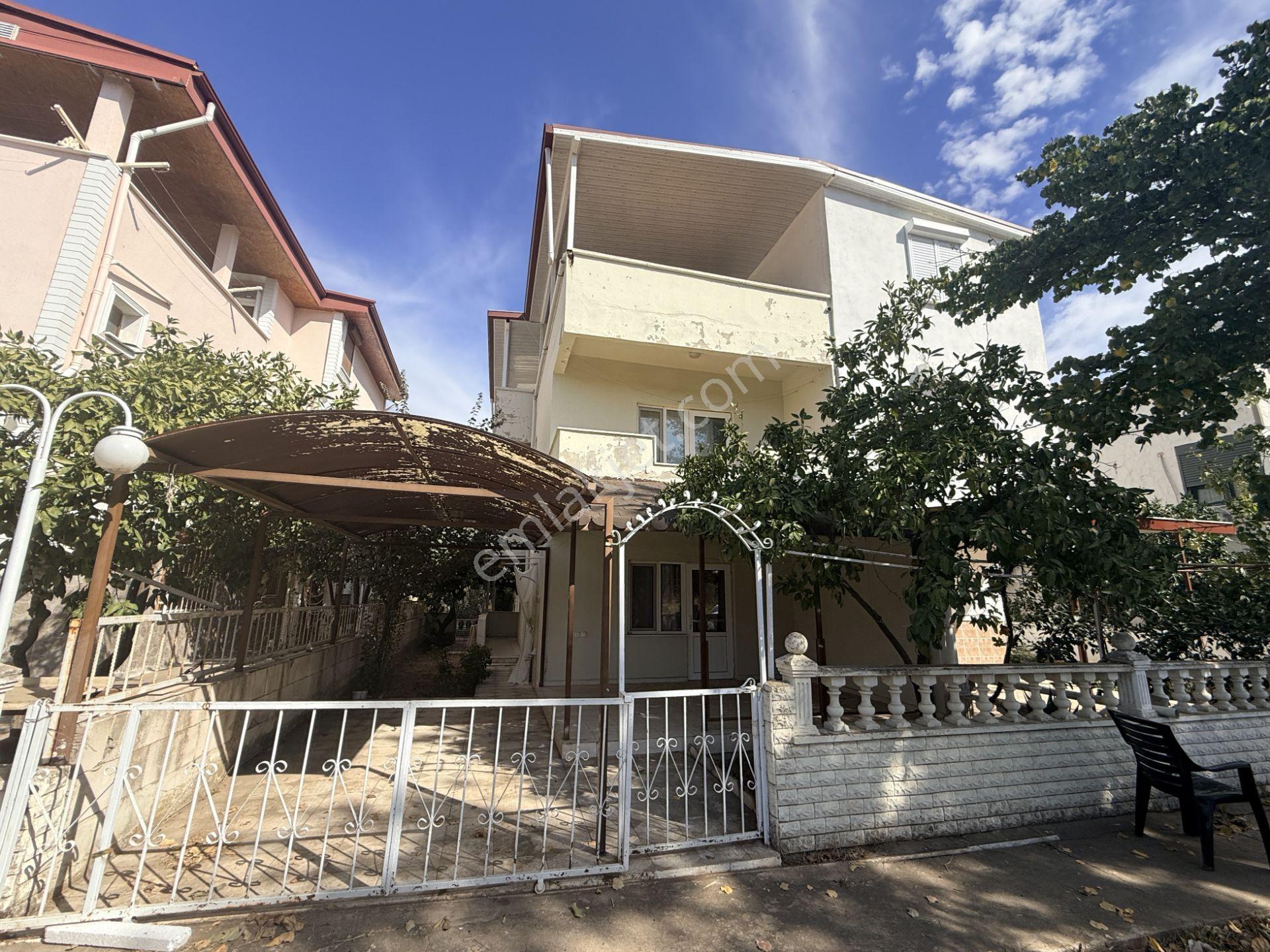 ▀Jet Emlaktan Güre'De Muhteşem Konumda Denize 300M 3+1 Villa▀