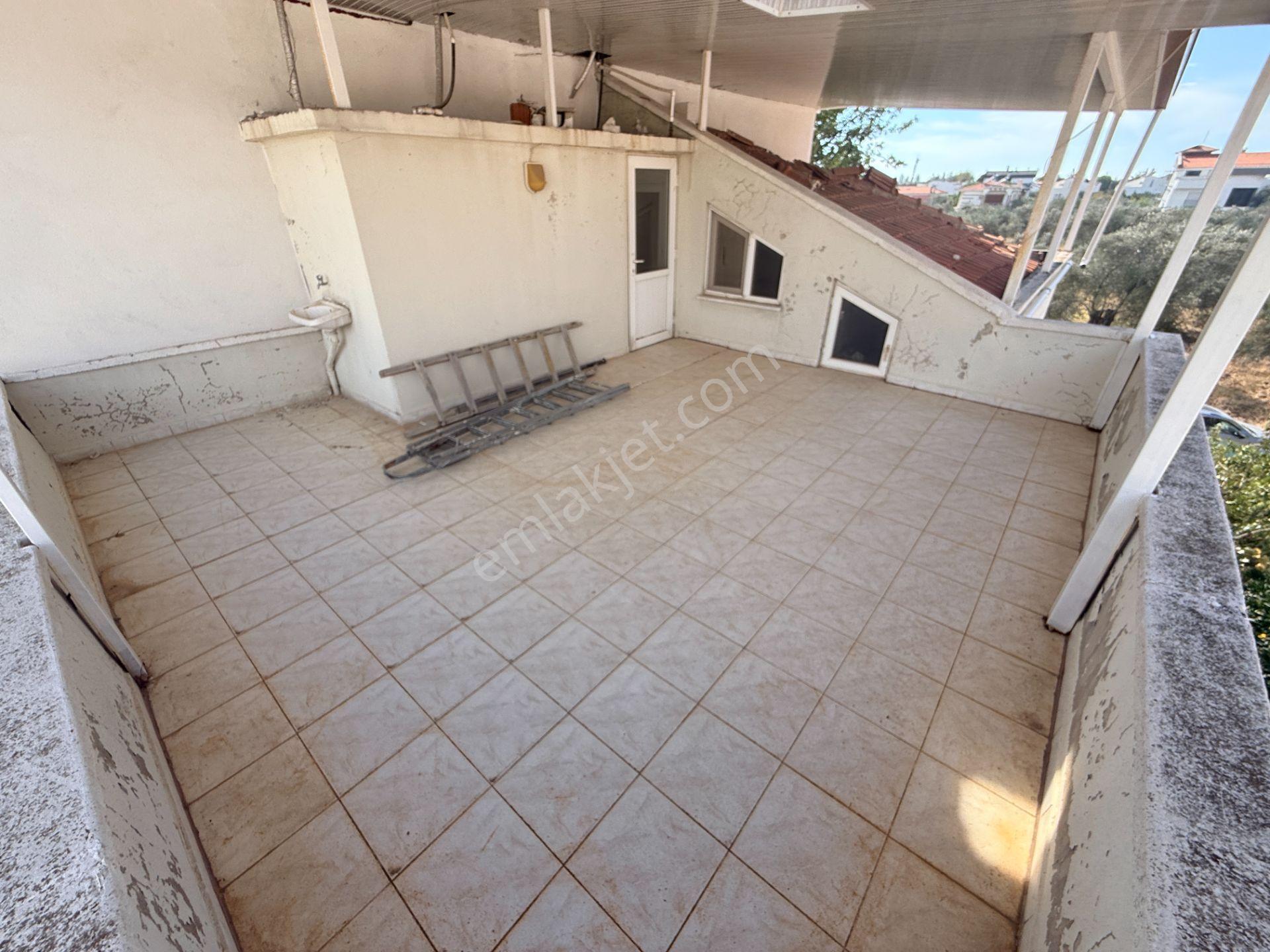 ▀jet Emlaktan Güre'de Muhteşem Konumda Denize 300m 3+1 Villa▀ — fotoğraf 24