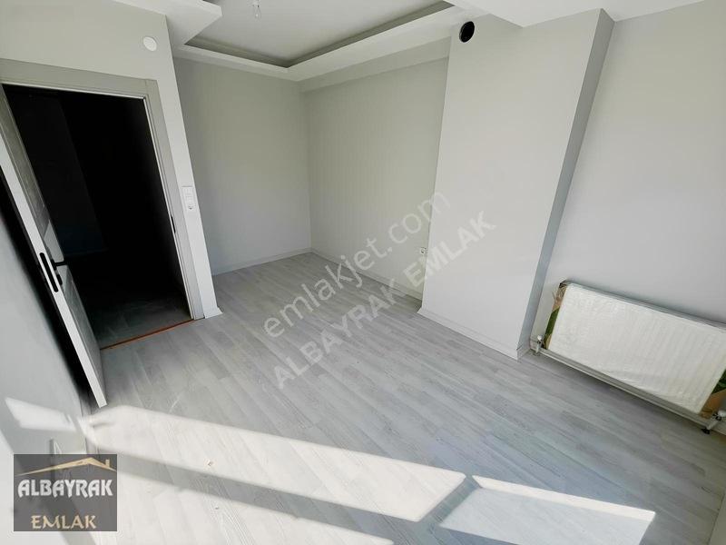 Albayraktan 1+1 /katta Tek/arakat/ayrımutfak/balkonlu/sıfır/lüks — fotoğraf 3