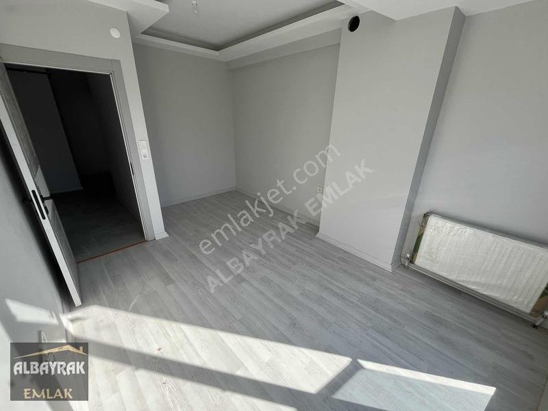Albayraktan 1+1 /katta Tek/arakat/ayrımutfak/balkonlu/sıfır/lüks — fotoğraf 4