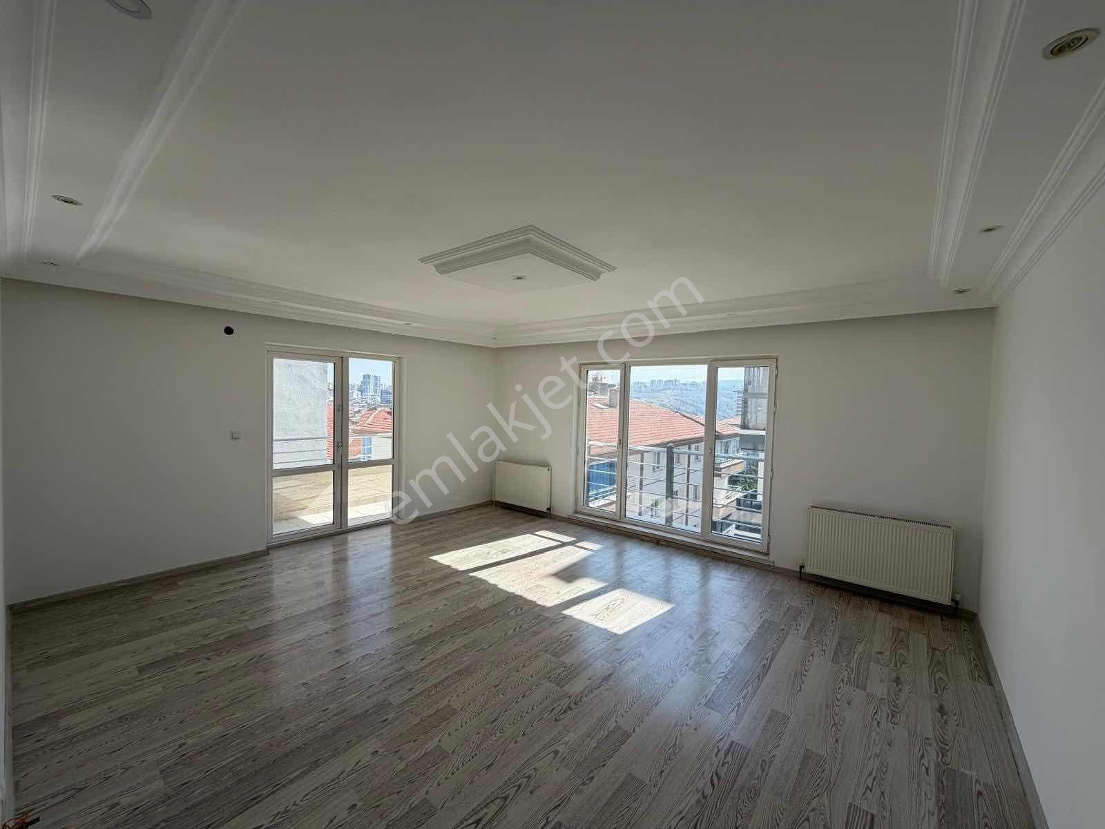 Avantajdan Şahapgürler'de Cadde'de Kredi Limitsiz Ful Yapılı 3+1 — fotoğraf 2
