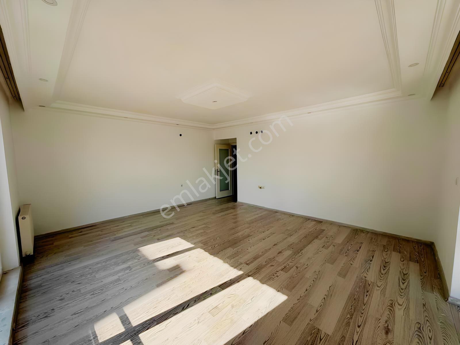 Avantajdan Şahapgürler'de Cadde'de Kredi Limitsiz Ful Yapılı 3+1 — fotoğraf 4