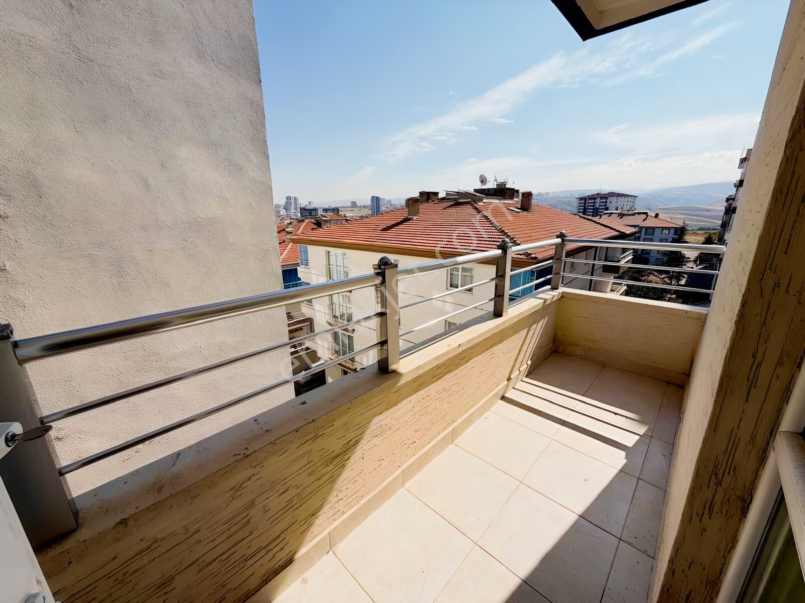 Avantajdan Şahapgürler'de Cadde'de Kredi Limitsiz Ful Yapılı 3+1 — fotoğraf 5