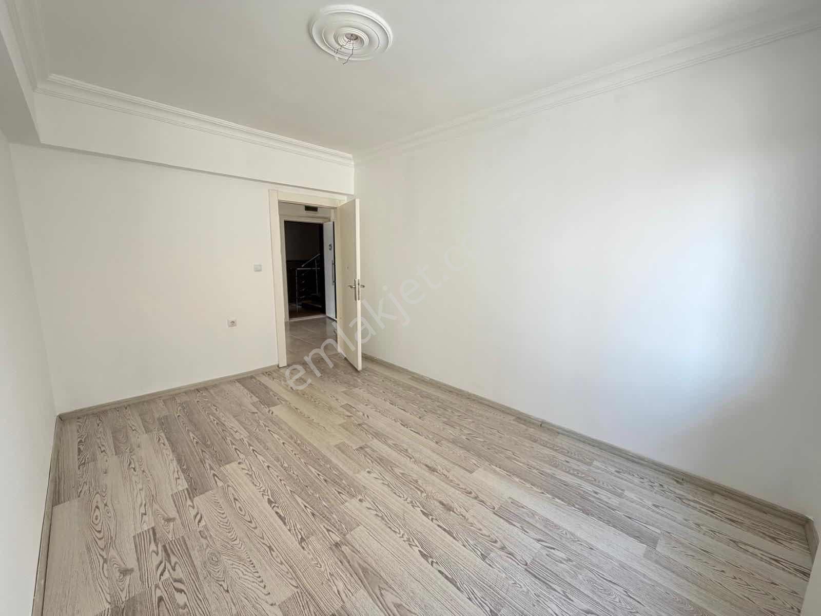 Avantajdan Şahapgürler'de Cadde'de Kredi Limitsiz Ful Yapılı 3+1 — fotoğraf 20