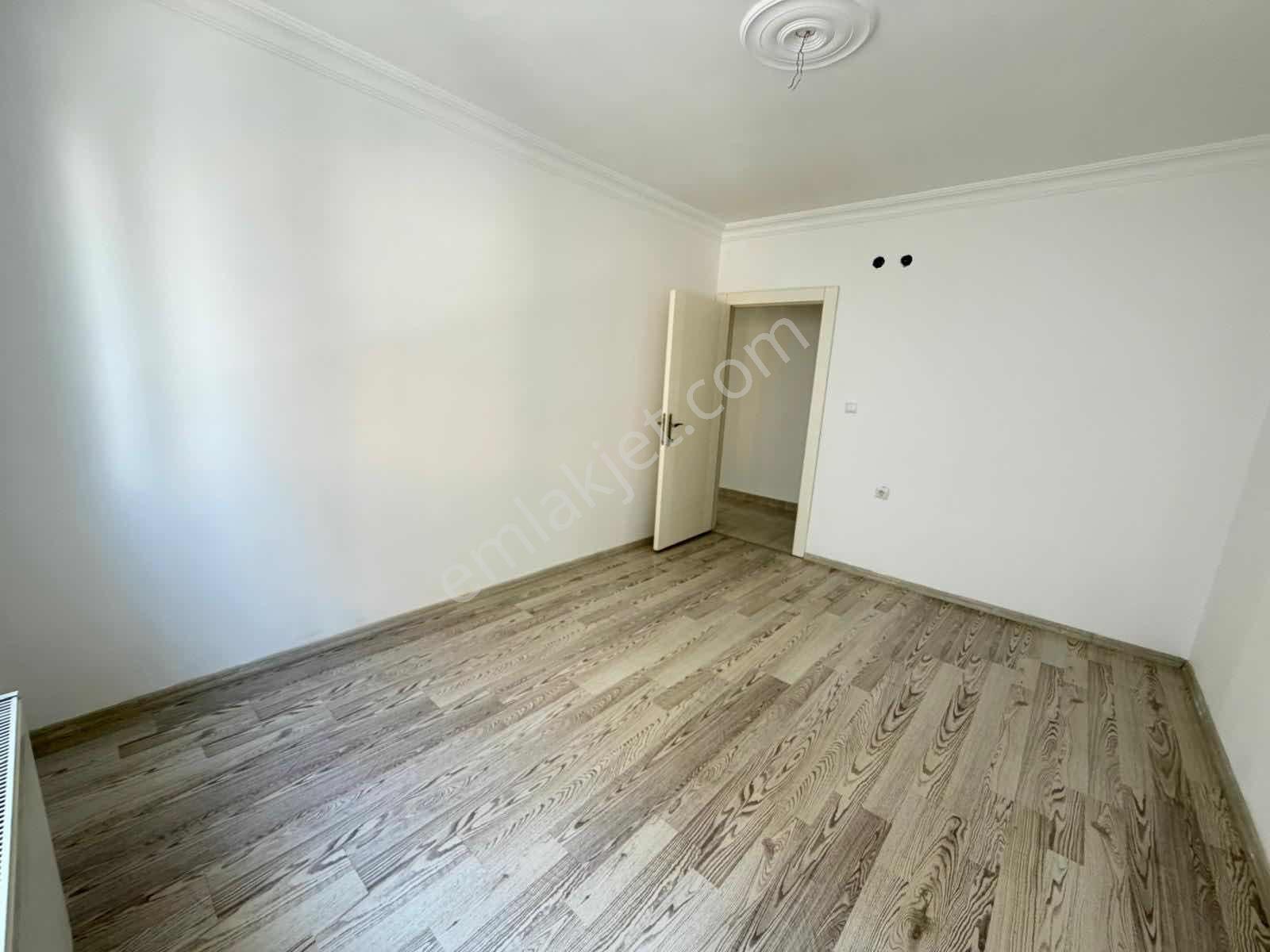Avantajdan Şahapgürler'de Cadde'de Kredi Limitsiz Ful Yapılı 3+1 — fotoğraf 23