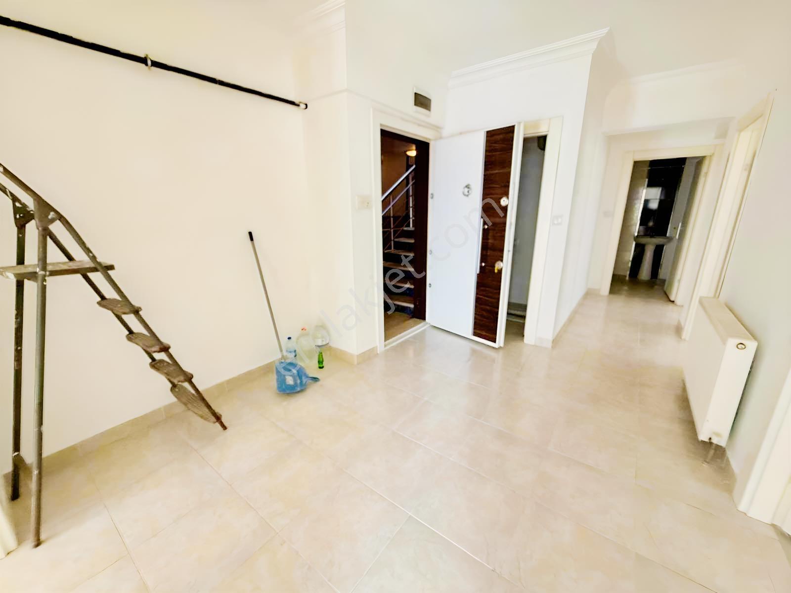 Avantajdan Şahapgürler'de Cadde'de Kredi Limitsiz Ful Yapılı 3+1 — fotoğraf 25