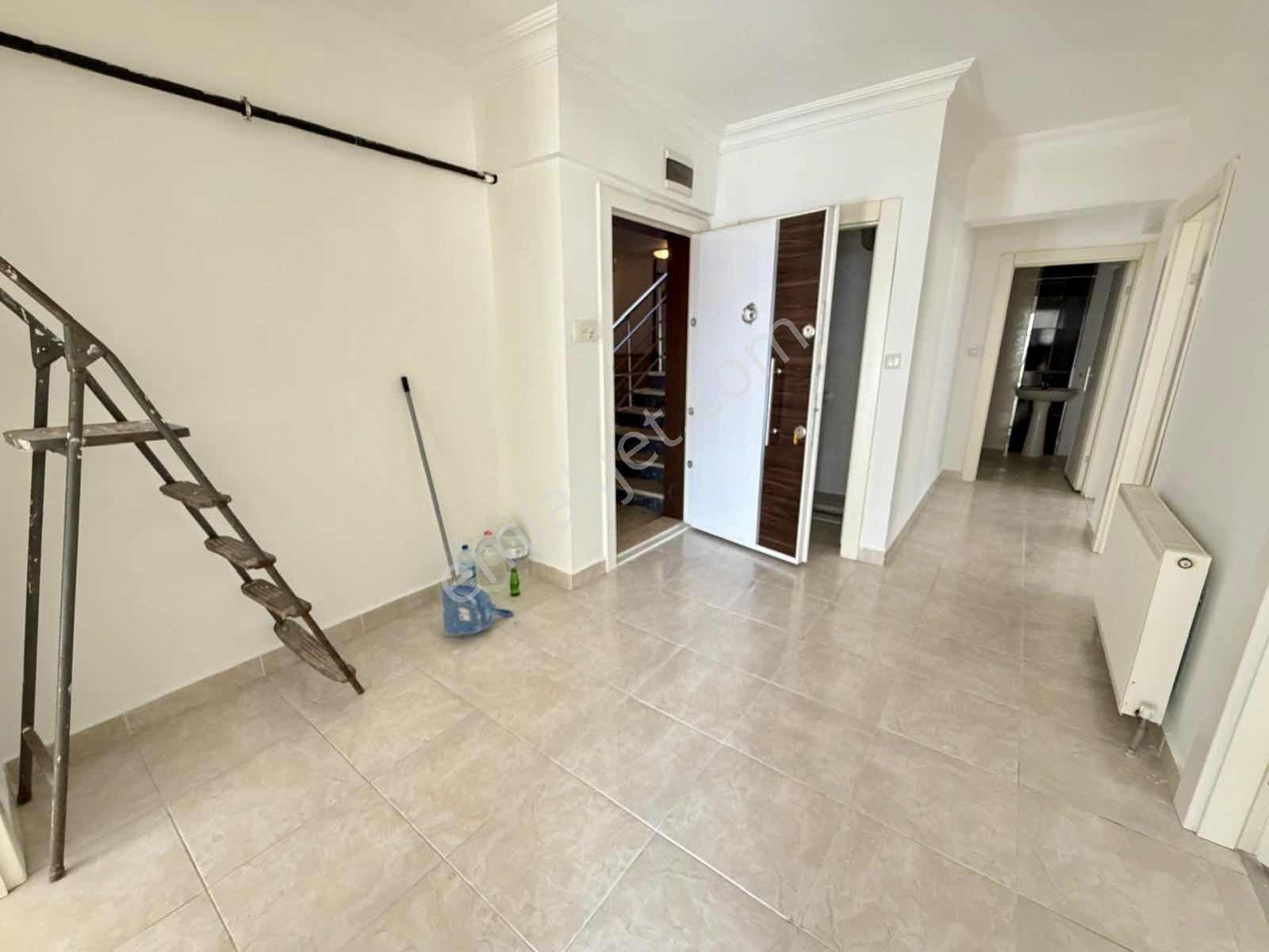 Avantajdan Şahapgürler'de Cadde'de Kredi Limitsiz Ful Yapılı 3+1 — fotoğraf 27