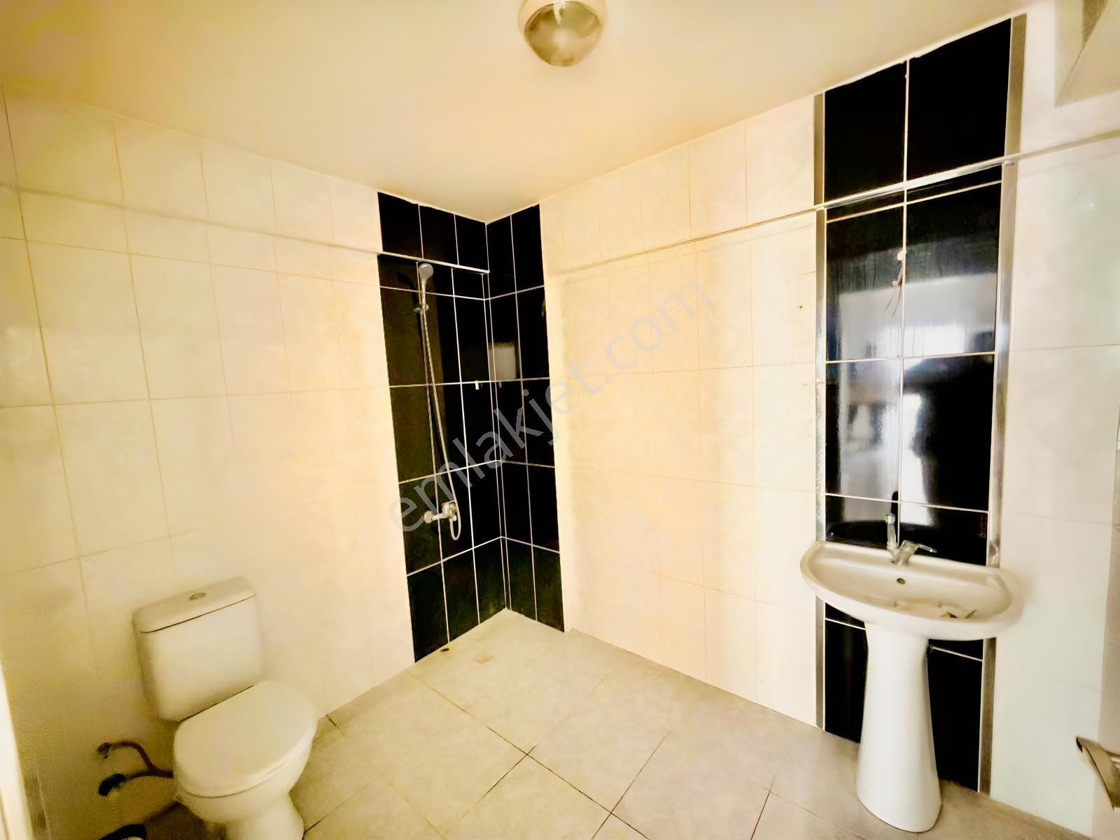 Avantajdan Şahapgürler'de Cadde'de Kredi Limitsiz Ful Yapılı 3+1 — fotoğraf 28