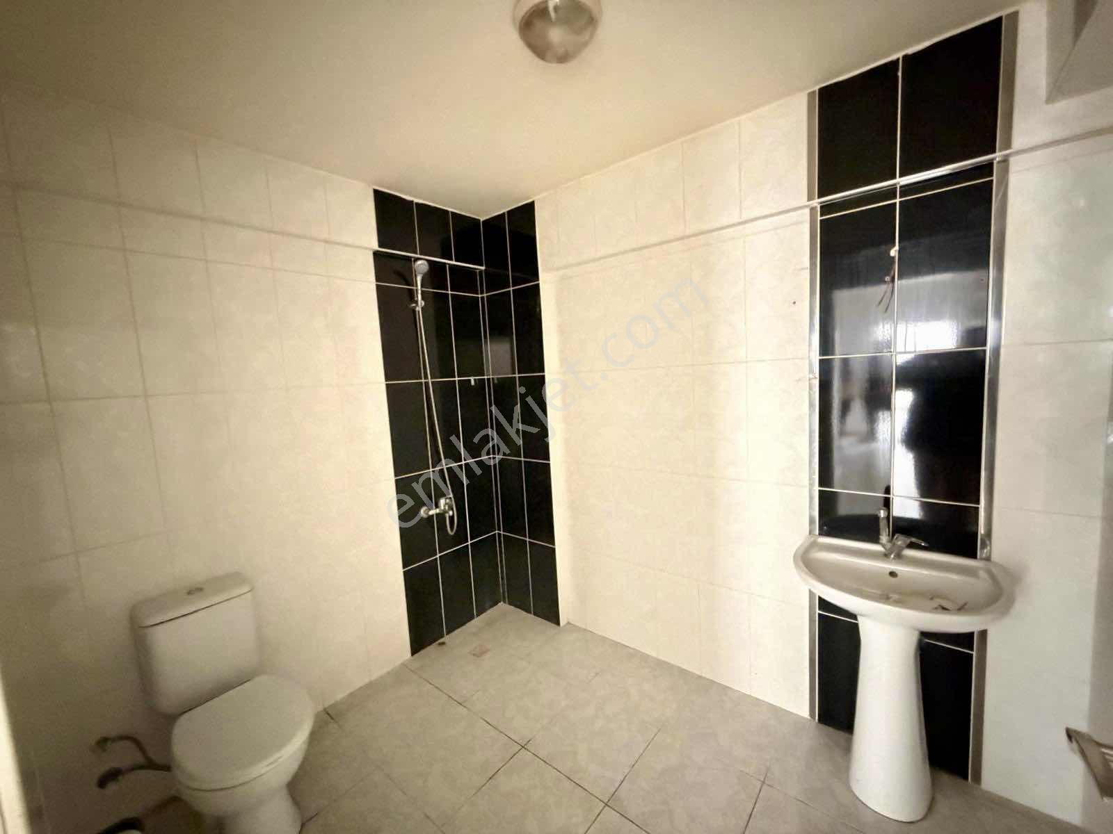 Avantajdan Şahapgürler'de Cadde'de Kredi Limitsiz Ful Yapılı 3+1 — fotoğraf 29