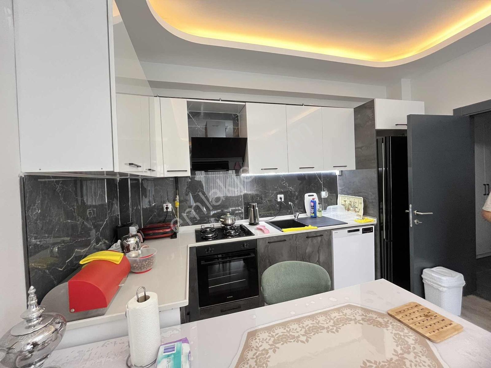 Aziziye Mh Yüksek Giriş Özel Yapım Satılık 3+1 Daire — fotoğraf 11