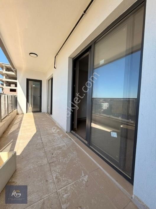 Kurtuluş Mahallesinde Deniz Park Evleri Kilerli 3+1 165m2 — fotoğraf 17