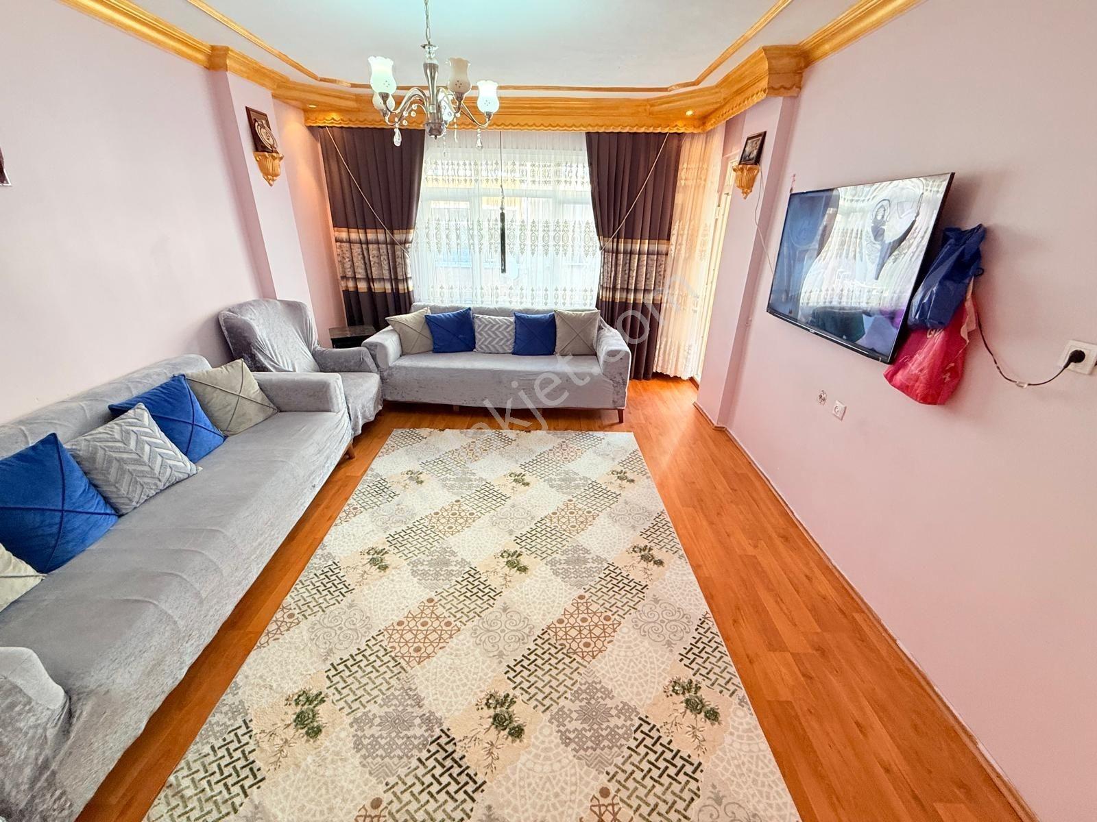 Bülent Yılmaz'dan Zübeyde Hanım Mah Satılık 3+1 120 M2 Ara Kat — fotoğraf 3