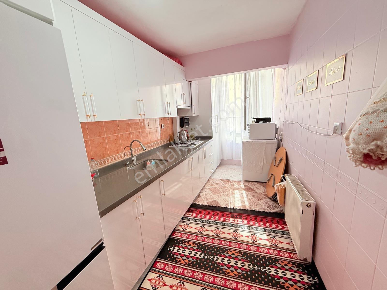 Bülent Yılmaz'dan Zübeyde Hanım Mah Satılık 3+1 120 M2 Ara Kat — fotoğraf 17