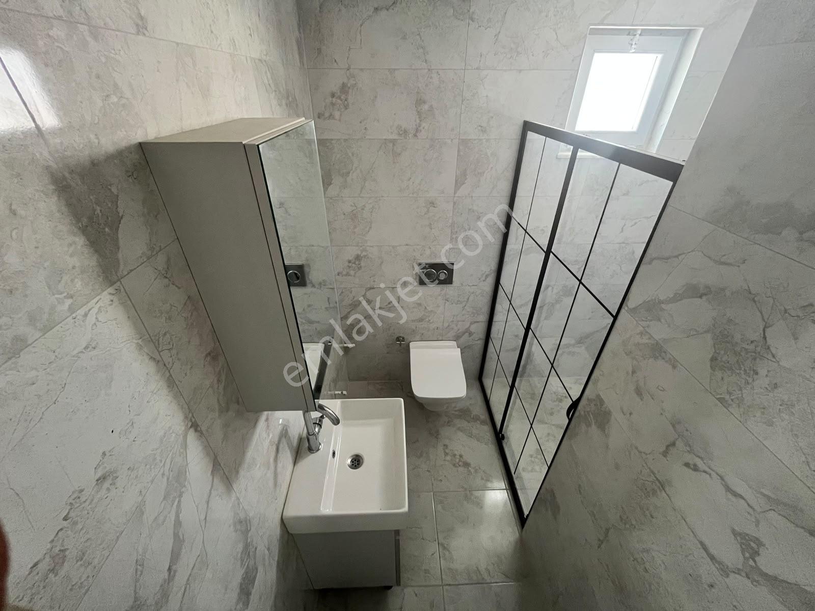 2+1 110m2 Tramvayın Dibinde Ara Katta Asansörlü Sıfır Kupon D — fotoğraf 3