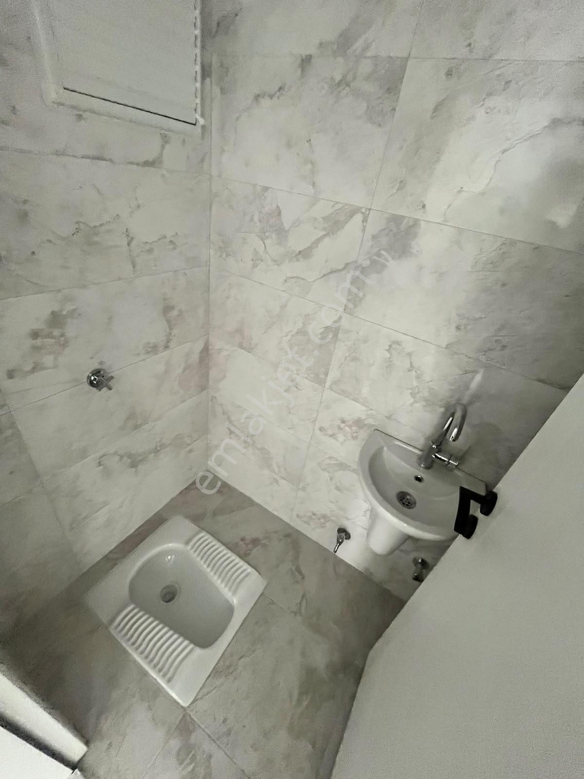 2+1 110m2 Tramvayın Dibinde Ara Katta Asansörlü Sıfır Kupon D — fotoğraf 11
