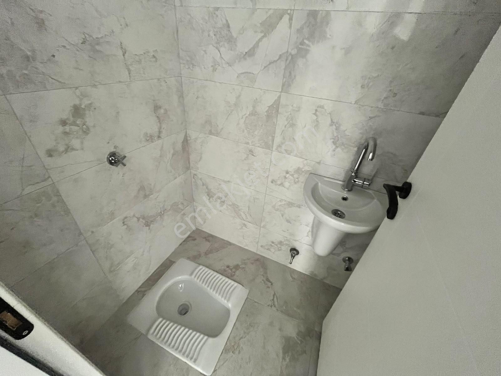 2+1 110m2 Tramvayın Dibinde Ara Katta Asansörlü Sıfır Kupon D — fotoğraf 12