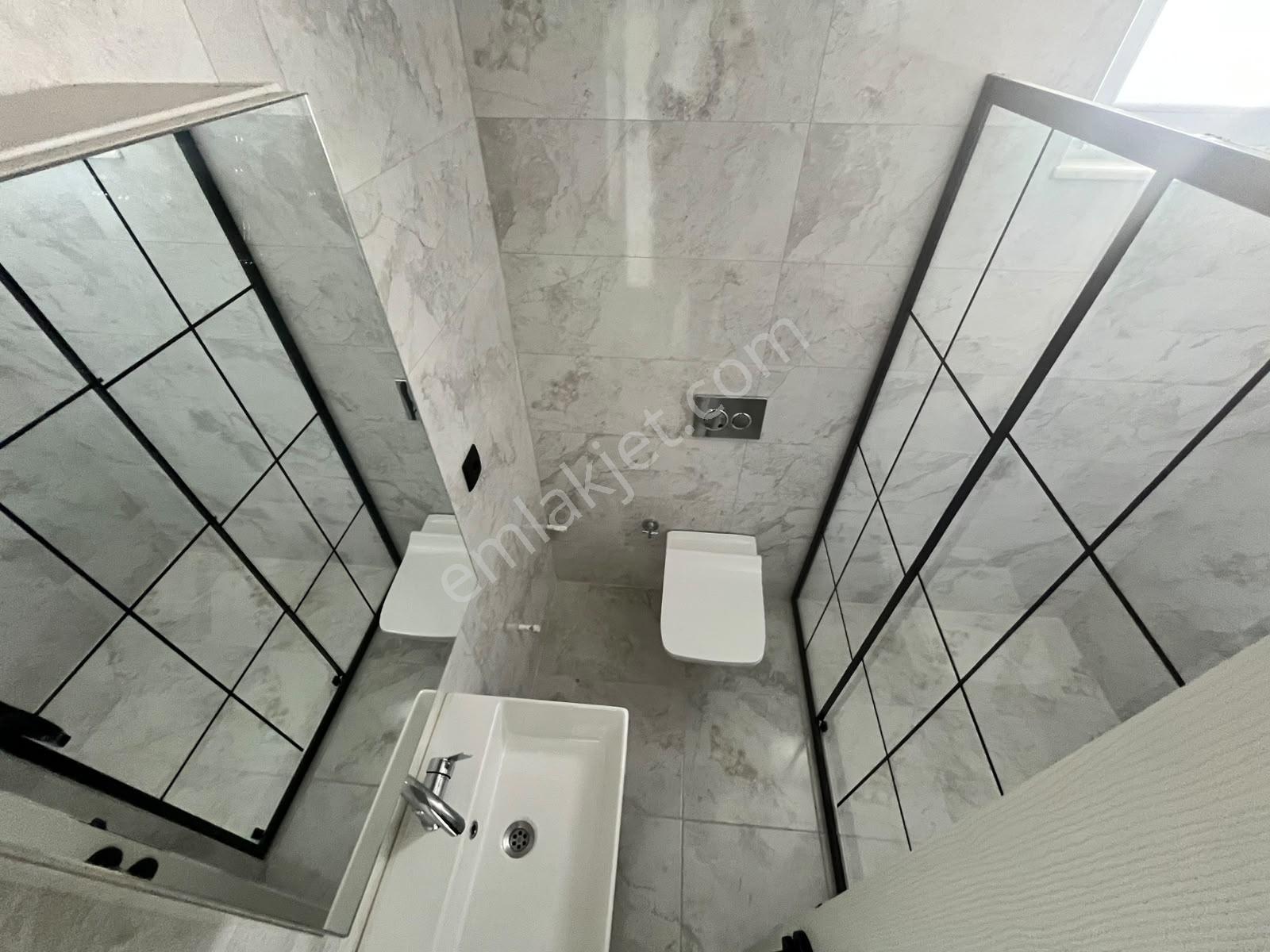 2+1 110m2 Tramvayın Dibinde Ara Katta Asansörlü Sıfır Kupon D — fotoğraf 16