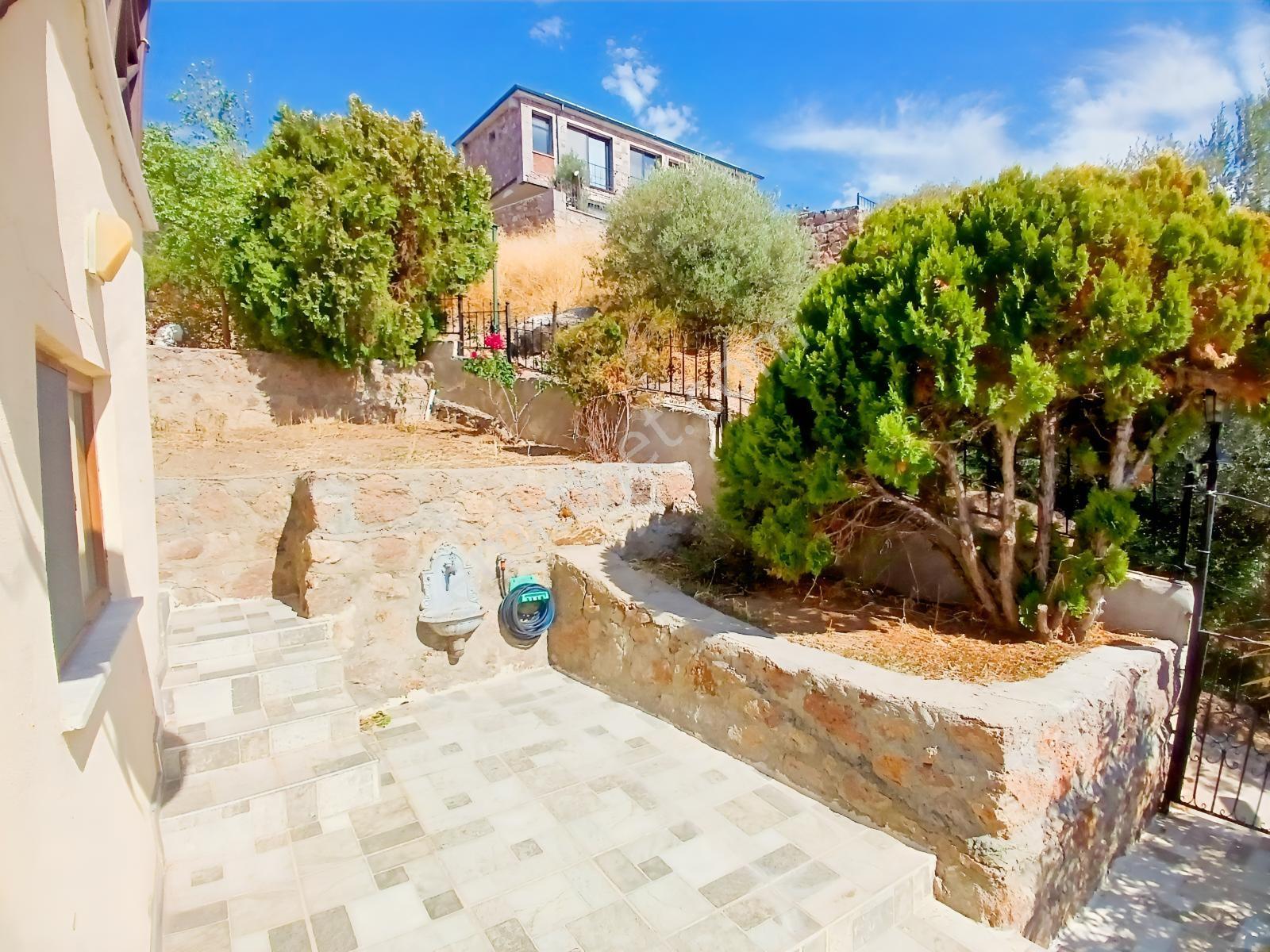 Eu Gayrimenkul'den Denize Sıfır Site İçinde 4 Katlı Villa — fotoğraf 12