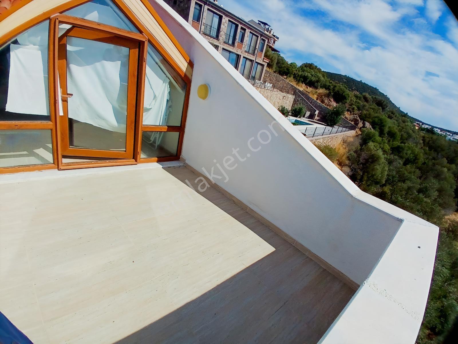 Eu Gayrimenkul'den Denize Sıfır Site İçinde 4 Katlı Villa — fotoğraf 34