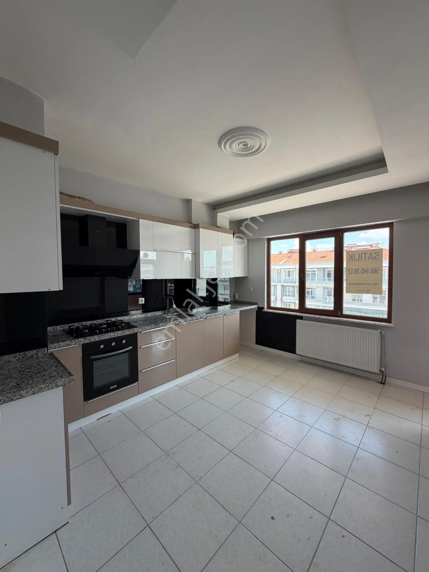 Dev Gayrimenkul’den Akabe Mh. Saçlıkasap Cd. Üzeri Site İçi Kapalı Otoparklı 3+1 — fotoğraf 6