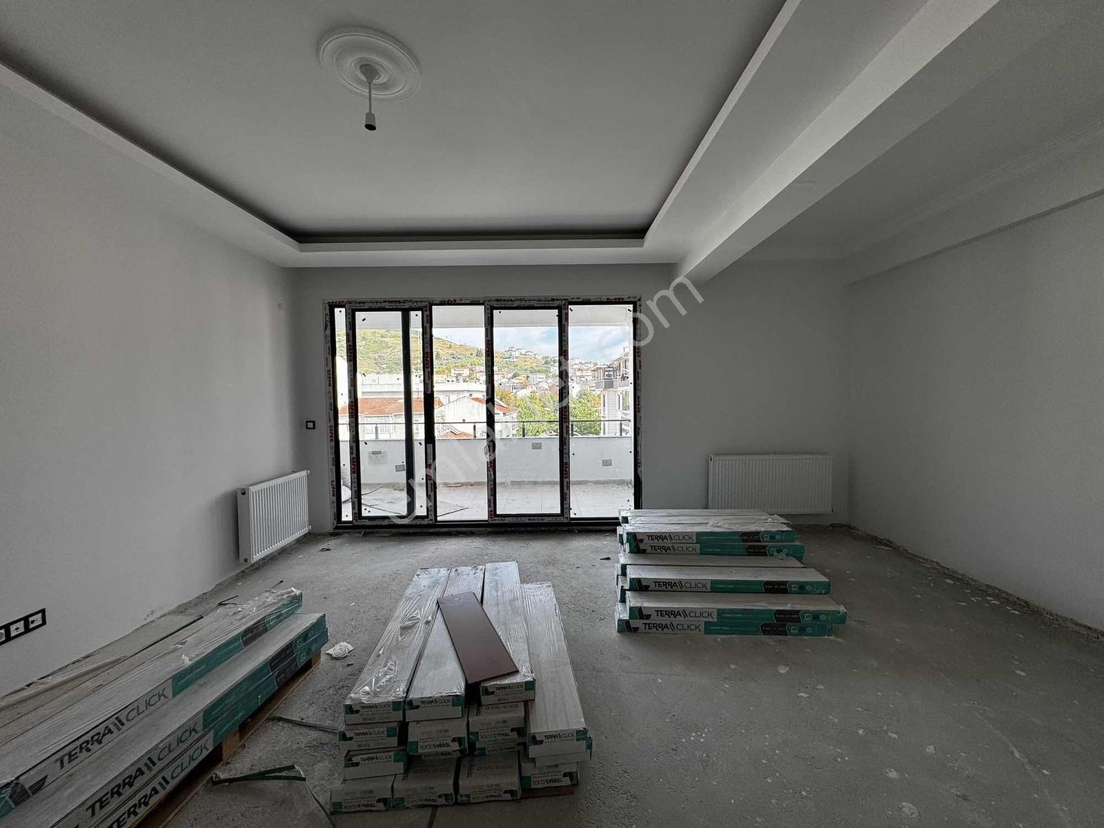 İlçe Merkezinde Satılık Sıfır 145m2 Dubleks Daire — fotoğraf 4