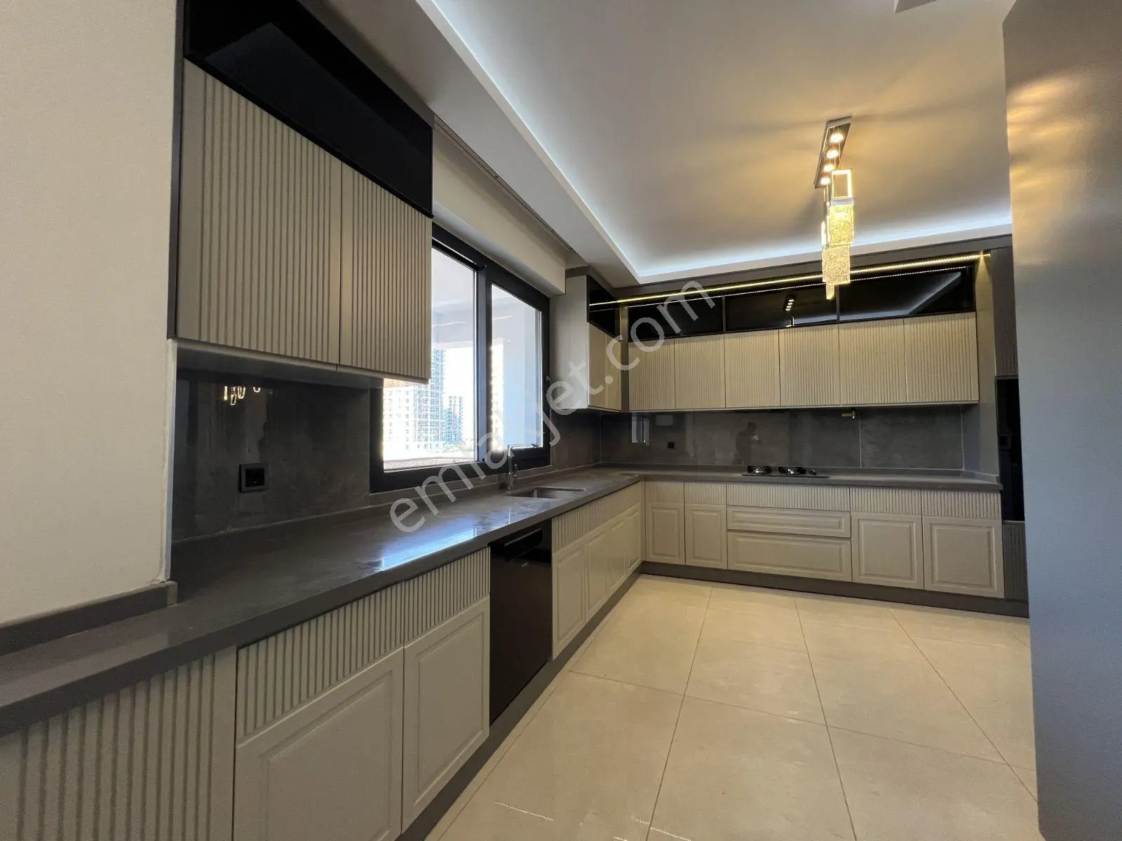 Araştırma Yolu Ataşlar Girişim 2 Daire Üzeri Lüx 3,5+1 — fotoğraf 2