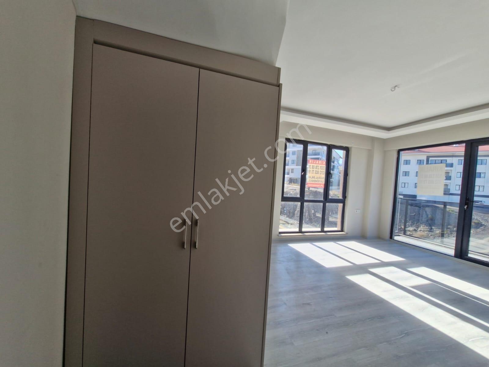 İncek Vakıflar Caddesinde Yatırımlık Satılık 2+1 Dubleks Daire.. — fotoğraf 3