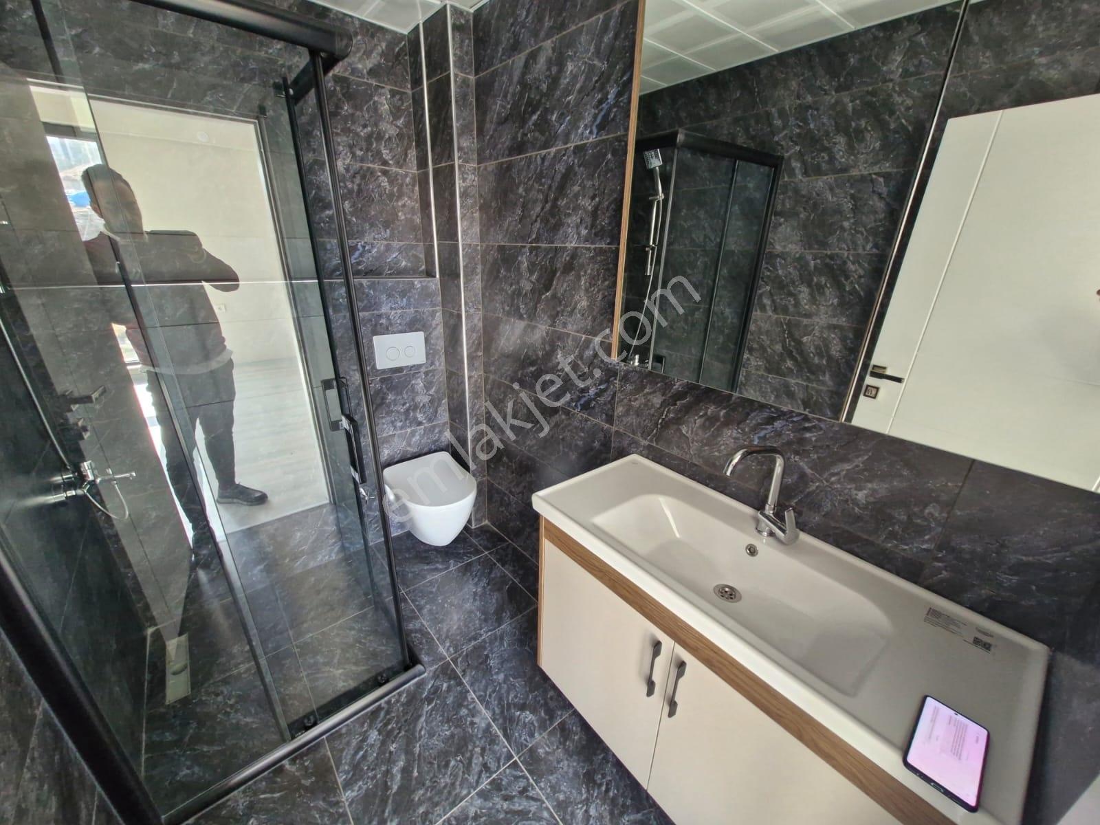 İncek Vakıflar Caddesinde Yatırımlık Satılık 2+1 Dubleks Daire.. — fotoğraf 15