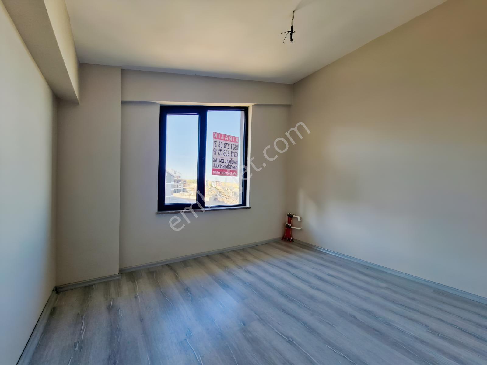 İncek Vakıflar Caddesinde Yatırımlık Satılık 2+1 Dubleks Daire.. — fotoğraf 21
