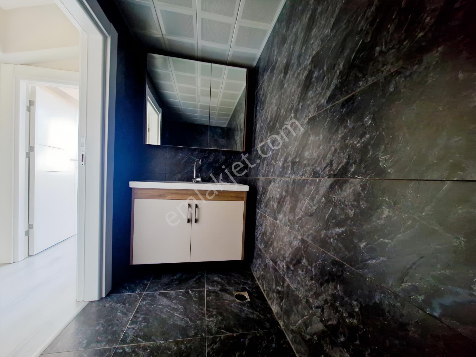 İncek Vakıflar Caddesinde Yatırımlık Satılık 2+1 Dubleks Daire.. — fotoğraf 26