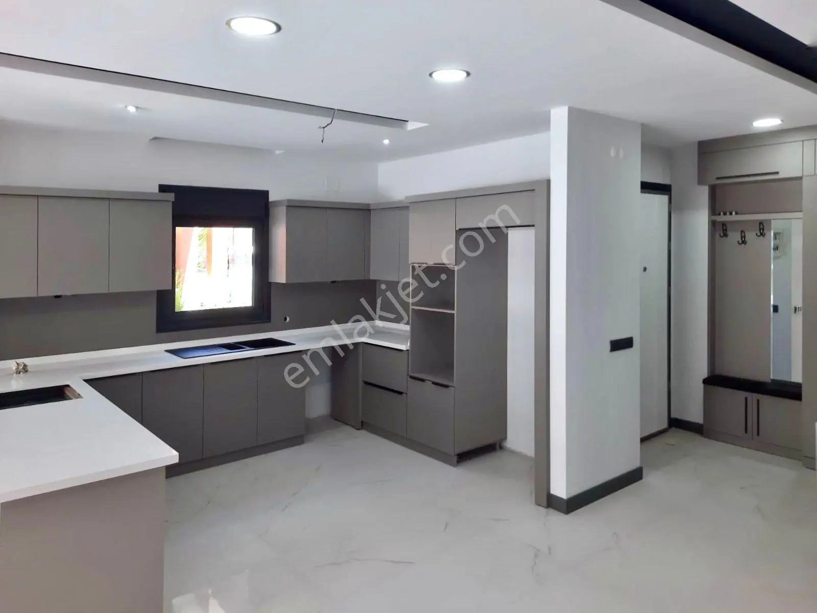 Alanya Avsallar'da Denize Yürüme Mesafesinde Müstakil Havuzlu 4+1 Villa — fotoğraf 7