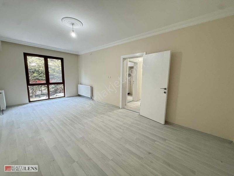 Yazlık'ta Merkezi Konumda Satılık 2+1 Site İçi Fırsat Daire — fotoğraf 13
