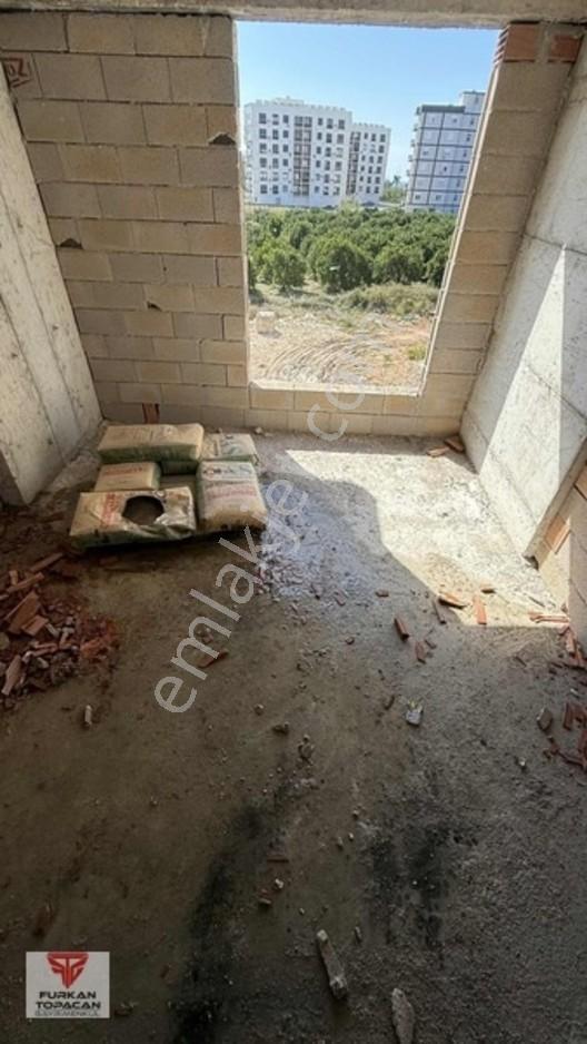 Hasyurt Sahiline 300 Metre Havuzlu Geniş 1+1 Satılık Daire — fotoğraf 10