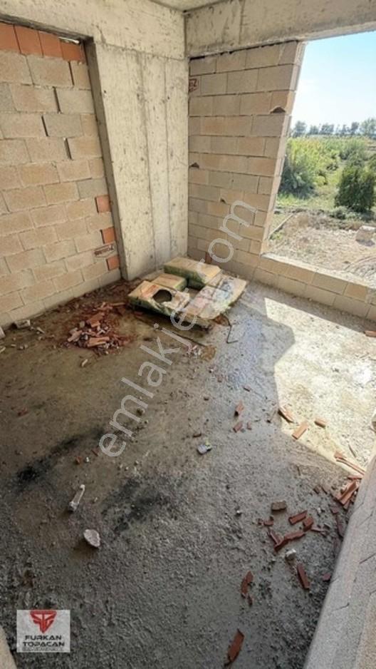 Hasyurt Sahiline 300 Metre Havuzlu Geniş 1+1 Satılık Daire — fotoğraf 11