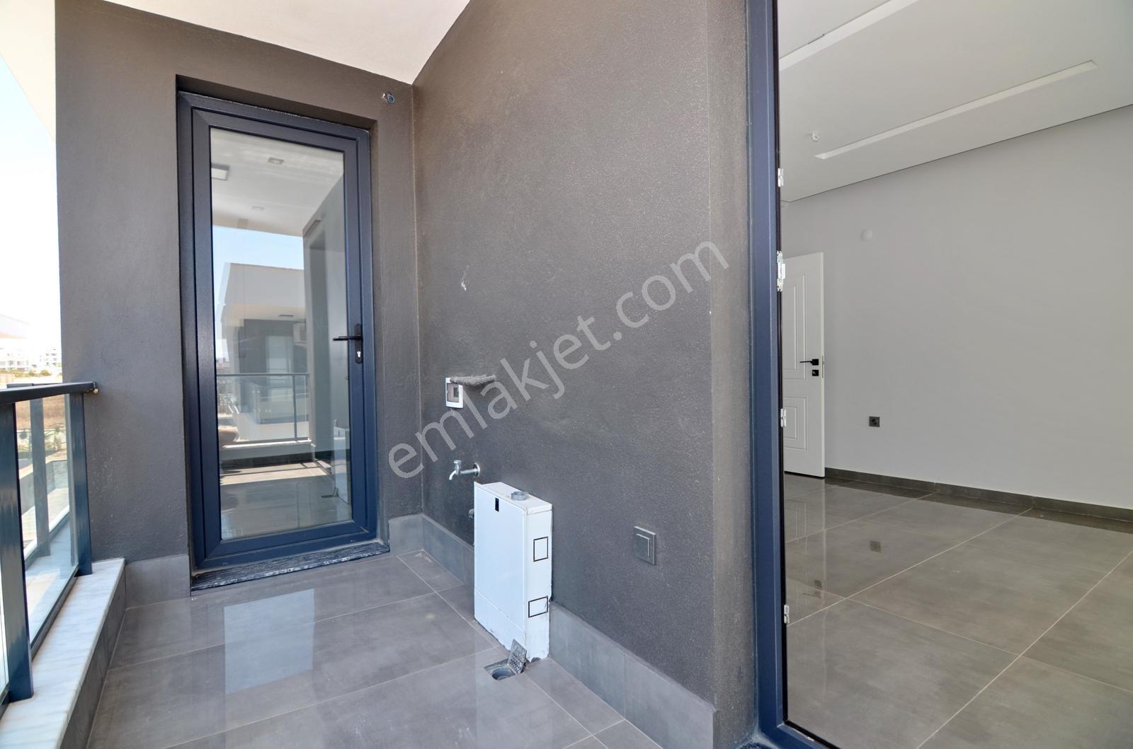 Aydın Didim Efeler Mahallesi'nde Satılık 4+1 Havuzlu Lüx Villa — fotoğraf 23