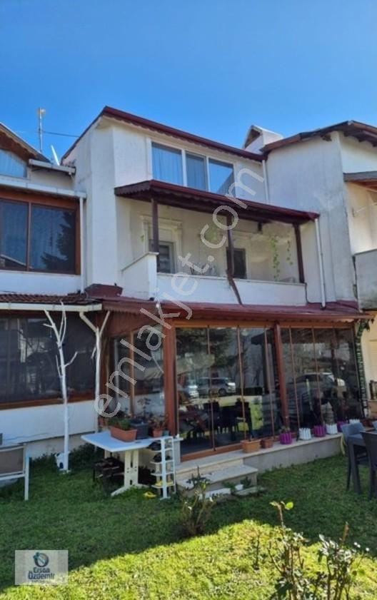 Ersan Özdemirdn Tekirdağda Havuzlu Site İçinde Denize 100 Mt 4+1