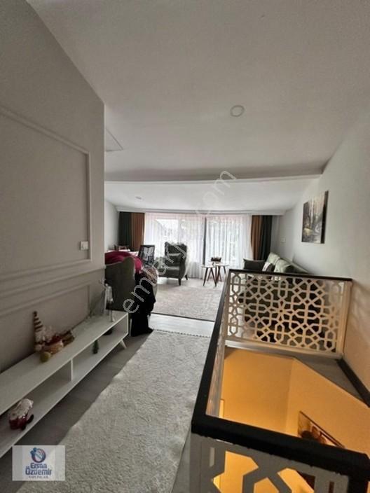 Ersan Özdemirdn Tekirdağda Havuzlu Site İçinde Denize 100 Mt 4+1 — fotoğraf 21
